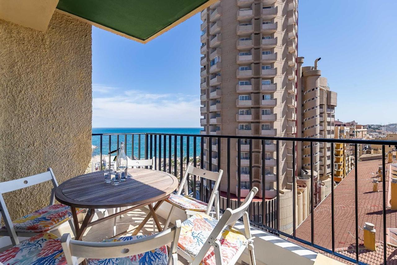 Fuengirola Primera línea de playa Puerto deportivo Exterior foto